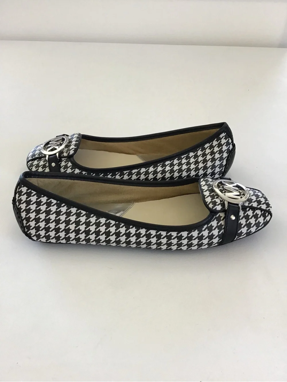 Michael Kors Fulton Moc Flats Black White Houndstooth Logo Ballet Shoes Size 8M - Picture 9 of 10